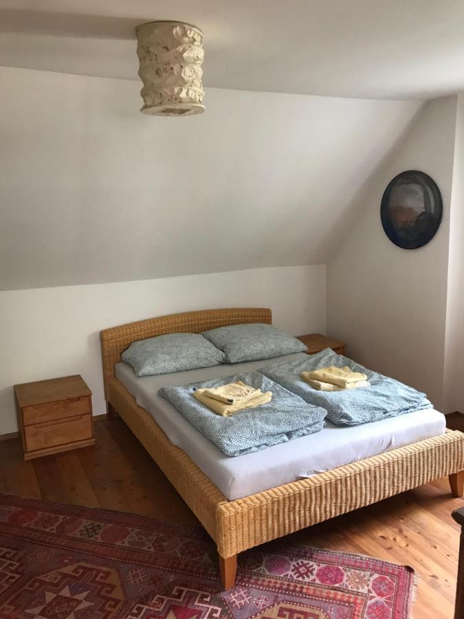 Charmante Altbau-Dg-Wohnung 뮌헨 외부 사진